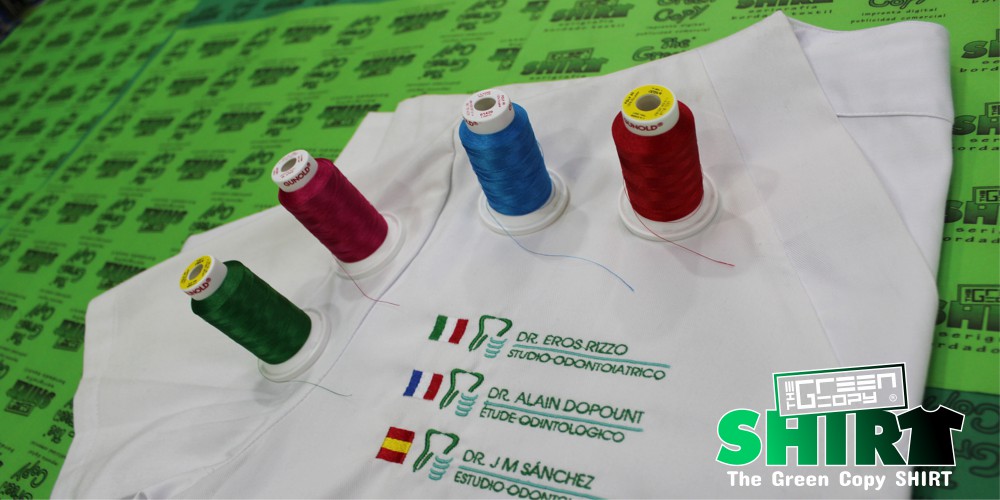 bordado de ropa laboral pijamas para odontología Serigrafía imprimir Villanueva de la Cañada MADRID The Green Copy