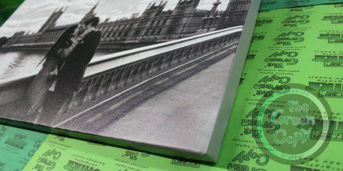 Impresión de Lienzo Fotocuadro Lienzo Posters Cuadros Pareja en Londres | The Green Copy SHIRT| Villanueva de la Cañada MADRID | 918157760 |